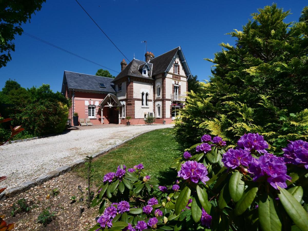 Le Manoir De Louviersアパートメント エクステリア 写真