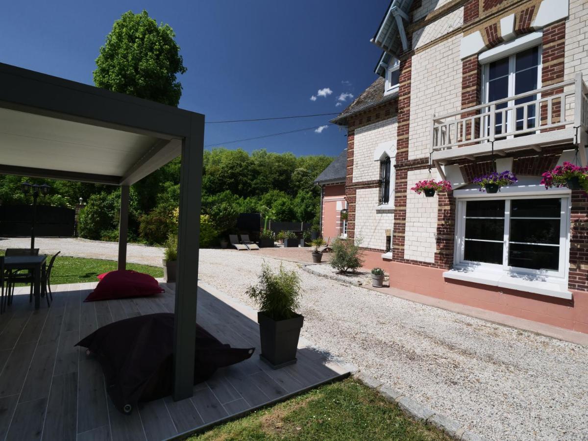 Le Manoir De Louviersアパートメント エクステリア 写真